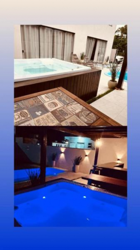 INCRIVEL Casa c/Piscina/Hidro/4QT, 300m Parque Beto Carrero, 500M da Praia, churrasqueira e estacionamento privado